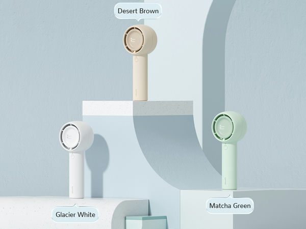 Quạt cầm tay chính hãng