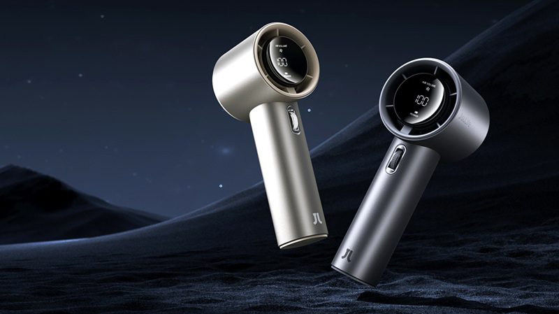 Quạt cầm tay chính hãng