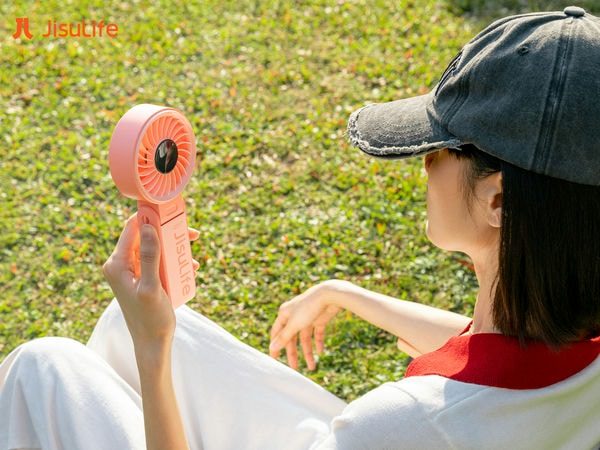 Quạt cầm tay Jisulife giá dưới 500K đáng mua nhất 15 Quạt cầm tay