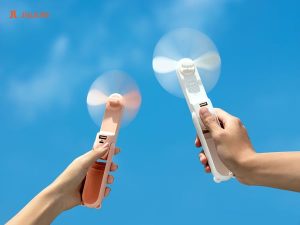 Quạt cầm tay cho bé, mẹ yên tâm!