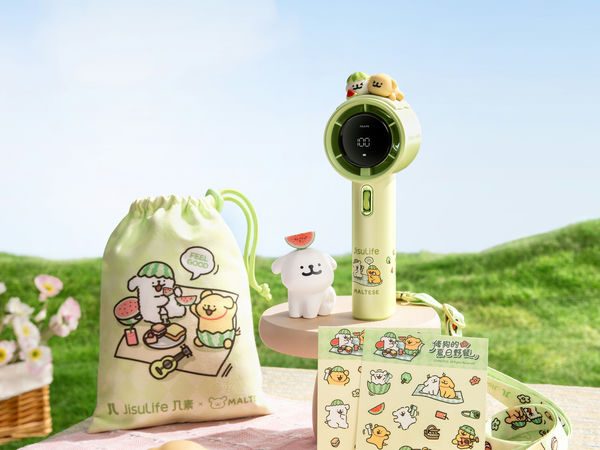 Quạt cầm tay chính hãng